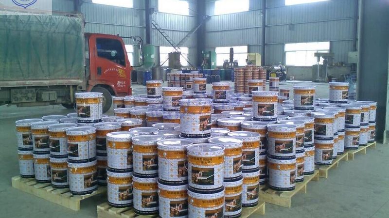 环保工业漆与环保粉末涂料：性能对比与选择要点